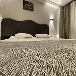 Turna Hotel *