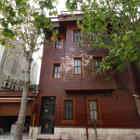 Hotel Turna *